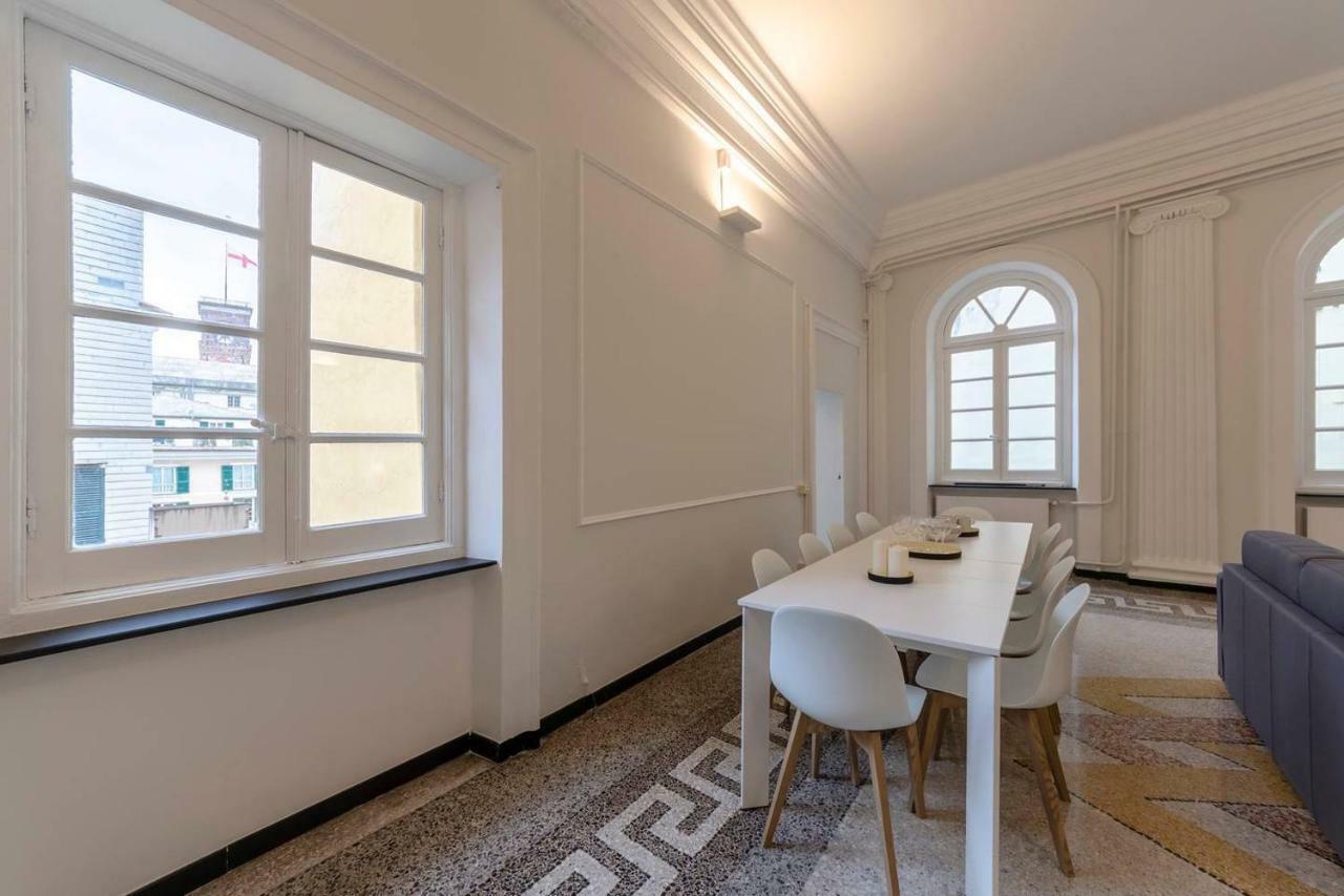 Joivy Elegant Flat For 7, In The Heart Of Apartment Genua