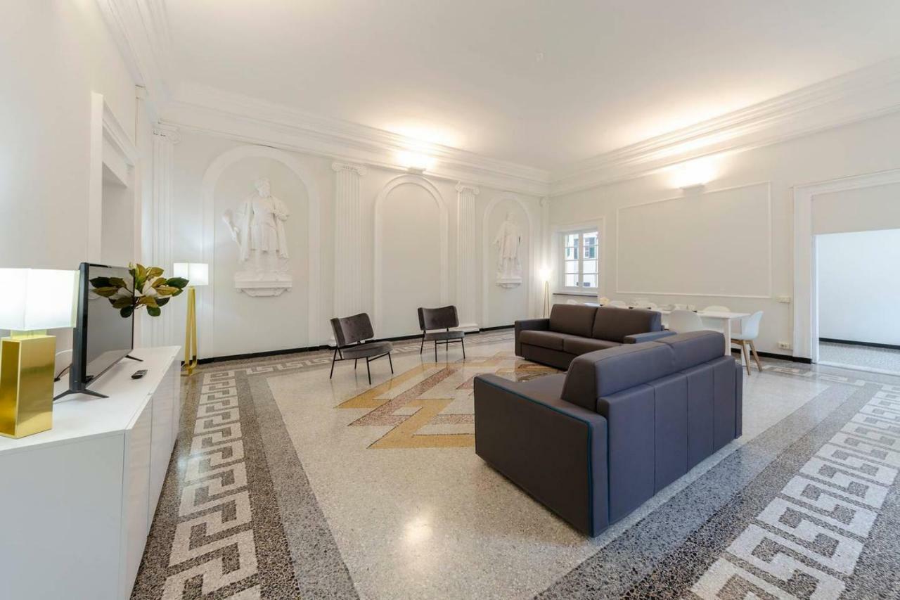 Apartment Joivy Elegant Flat For 7, In The Heart Of Genua